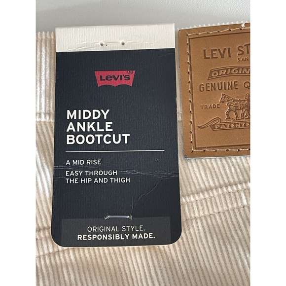 Levi's Premium Corduroy Pants Women Ivory Middy Ankle Bootcut 33x27  Size 16 New - Picture 8 of 14
